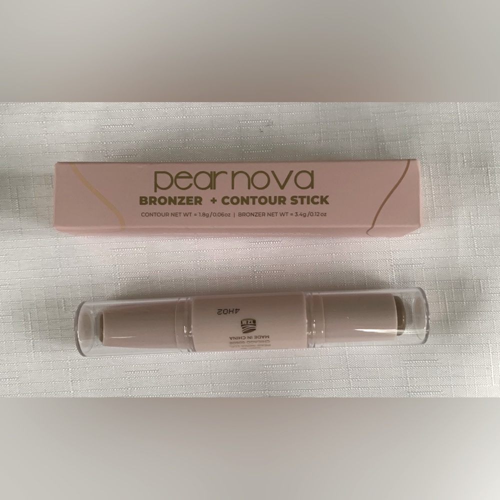 Pear Nova Cream Bronzer & Contour | Light | NIB